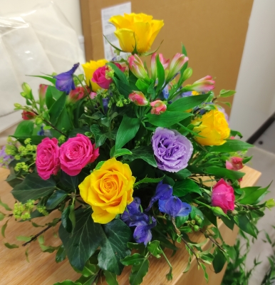 Bright mix Posy