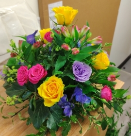 Bright mix Posy